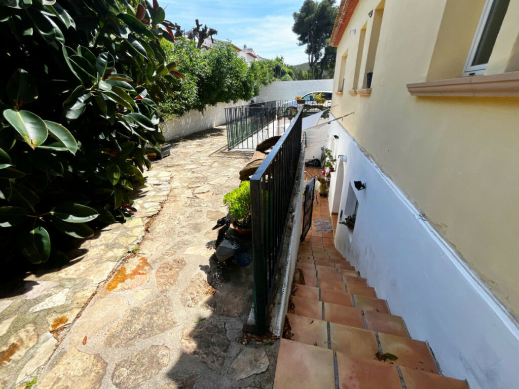 Detached Villa Javea Alicante - image 19