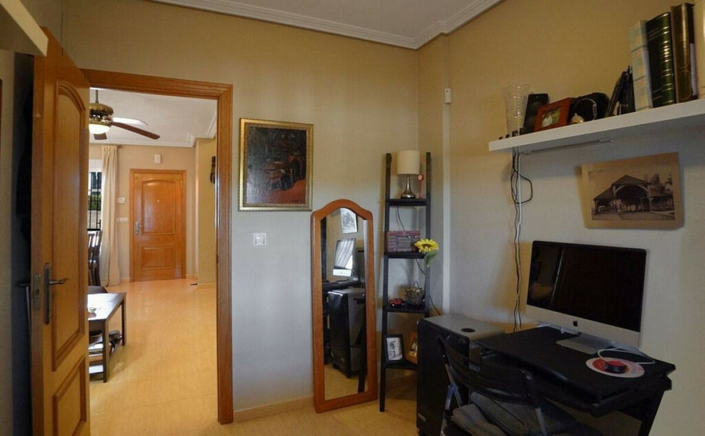 Townhouse Torrevieja Alicante - image 19