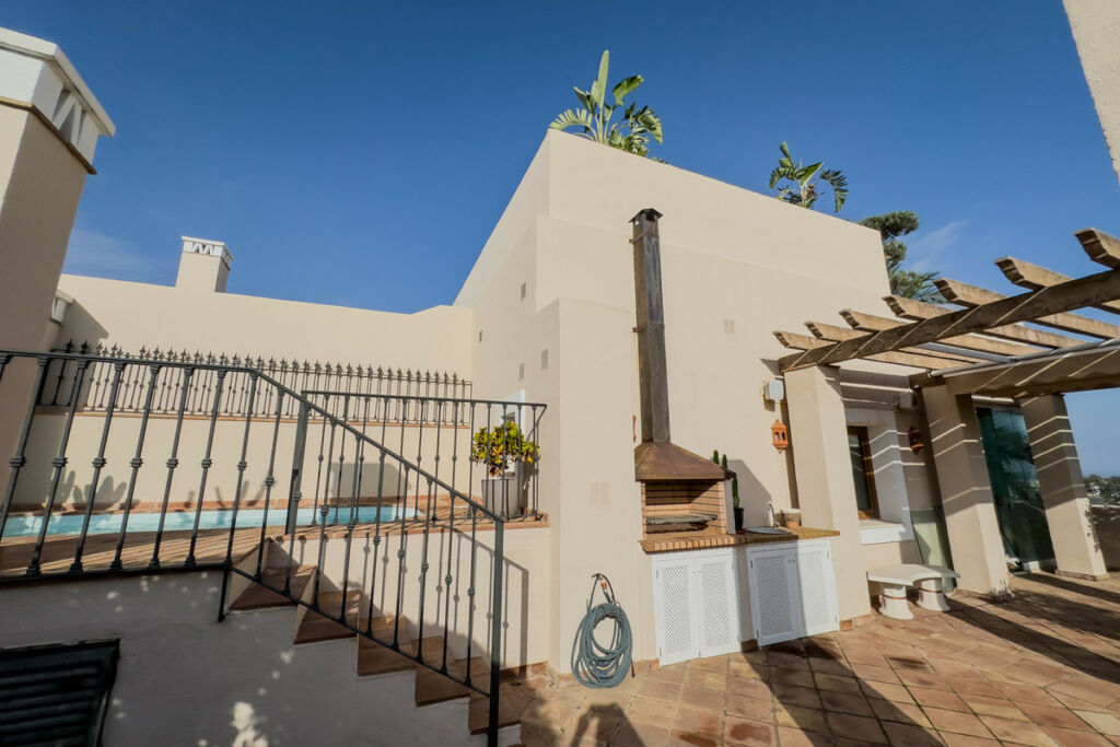Penthouse Estepona Málaga - image 19