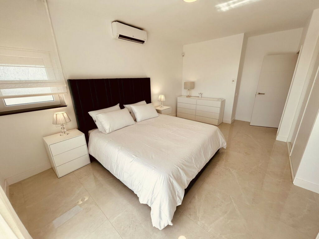 Detached Villa La Duquesa Málaga - image 19
