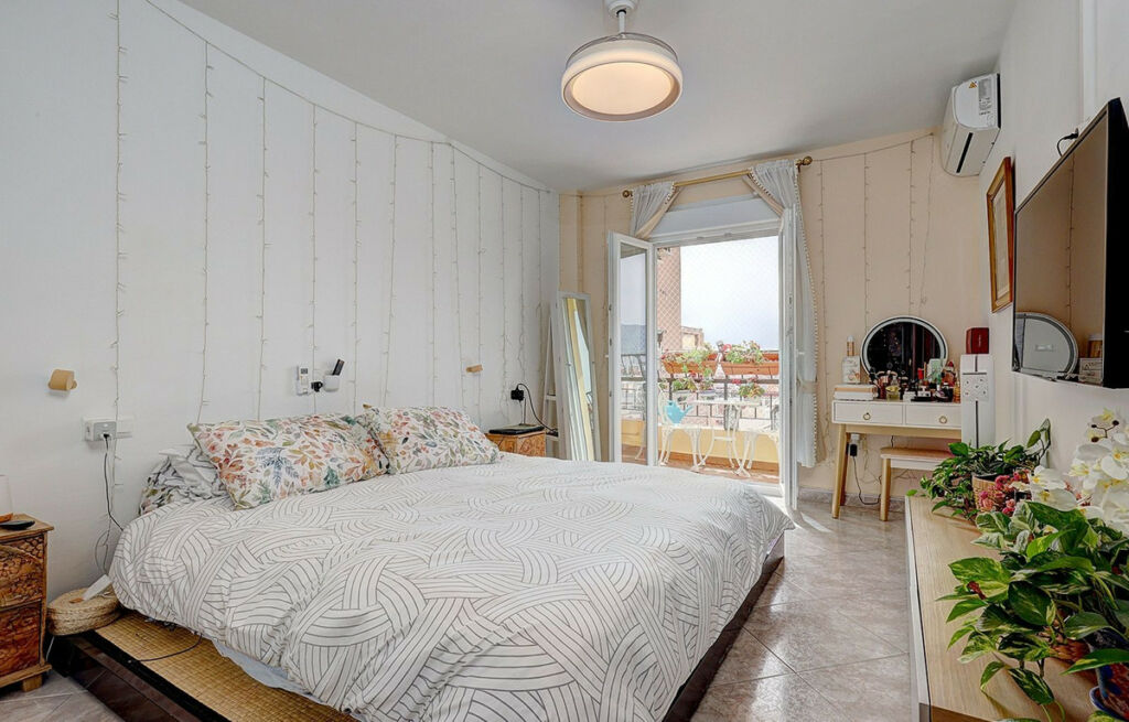 Middle Floor Apartment Málaga Málaga - image 19