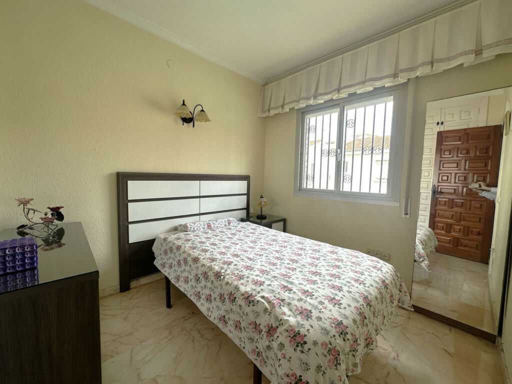 Semi-Detached House Rincón de la Victoria Málaga - image 19