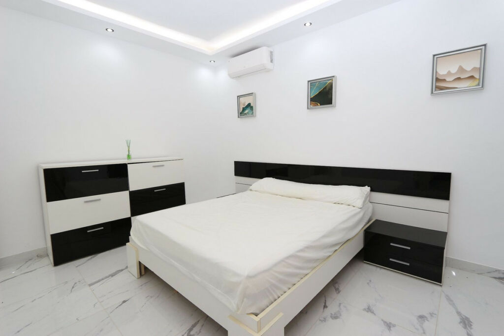 Detached Villa Riviera del Sol Málaga - image 17