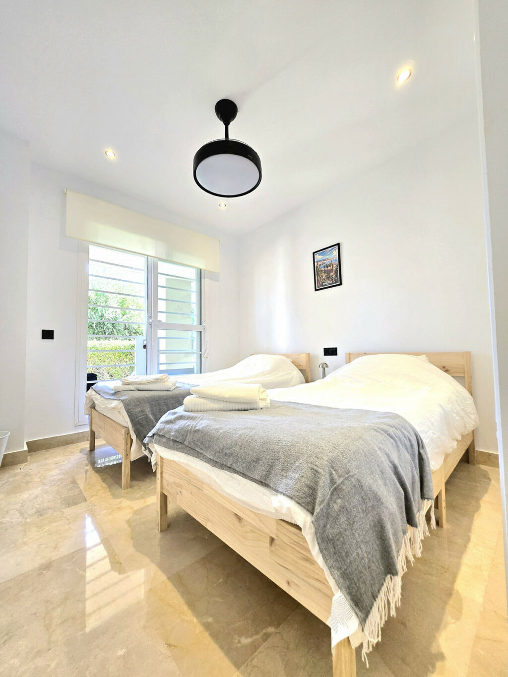 Middle Floor Apartment Selwo Málaga - image 19