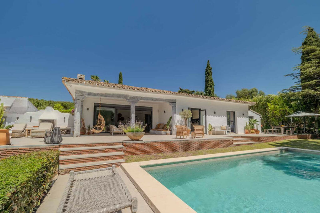 Detached Villa Hacienda Las Chapas Málaga - image 19