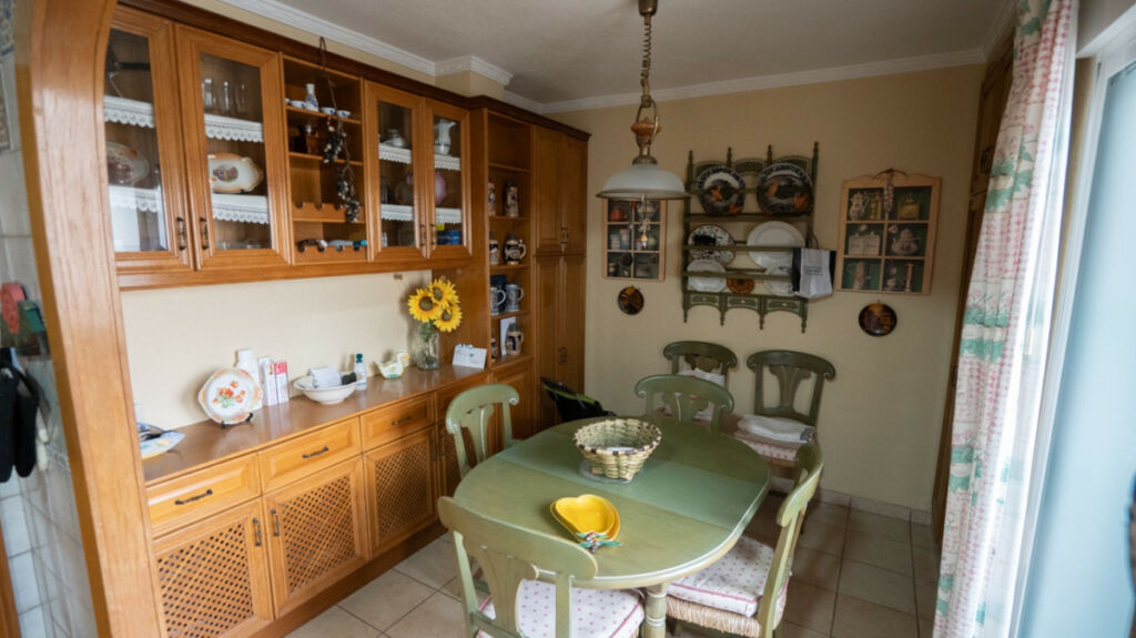 Middle Floor Apartment Torrevieja Alicante - image 19