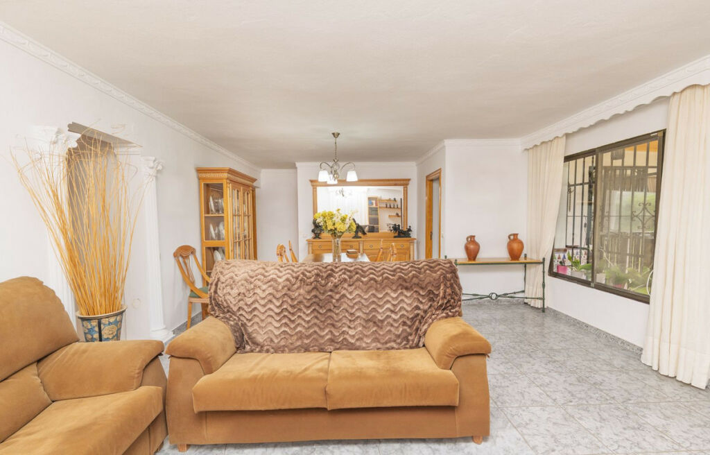 Detached Villa Las Chapas Málaga - image 19