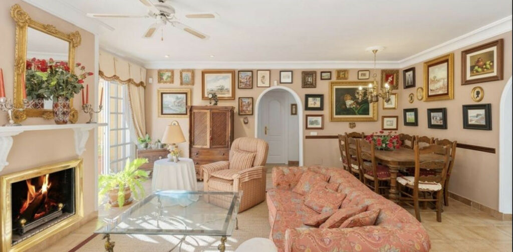 Detached Villa El Rosario Málaga - image 24