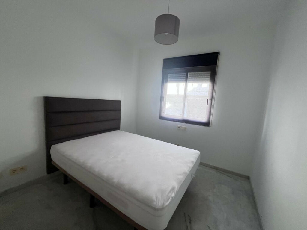 Middle Floor Apartment Estepona Málaga - image 19
