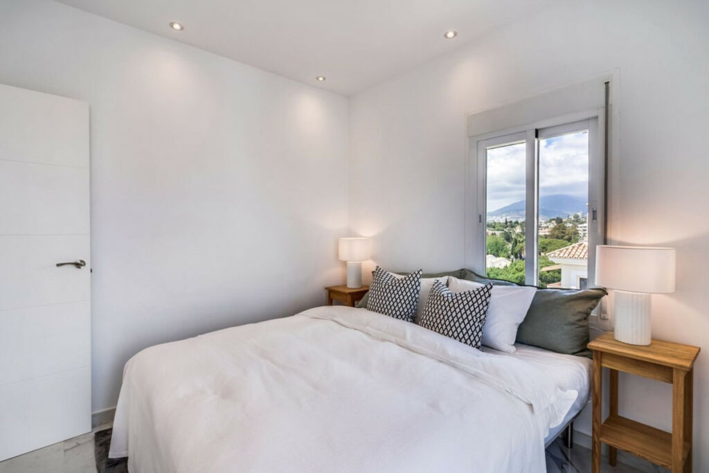 Penthouse Duplex Puerto Banús Málaga - image 19