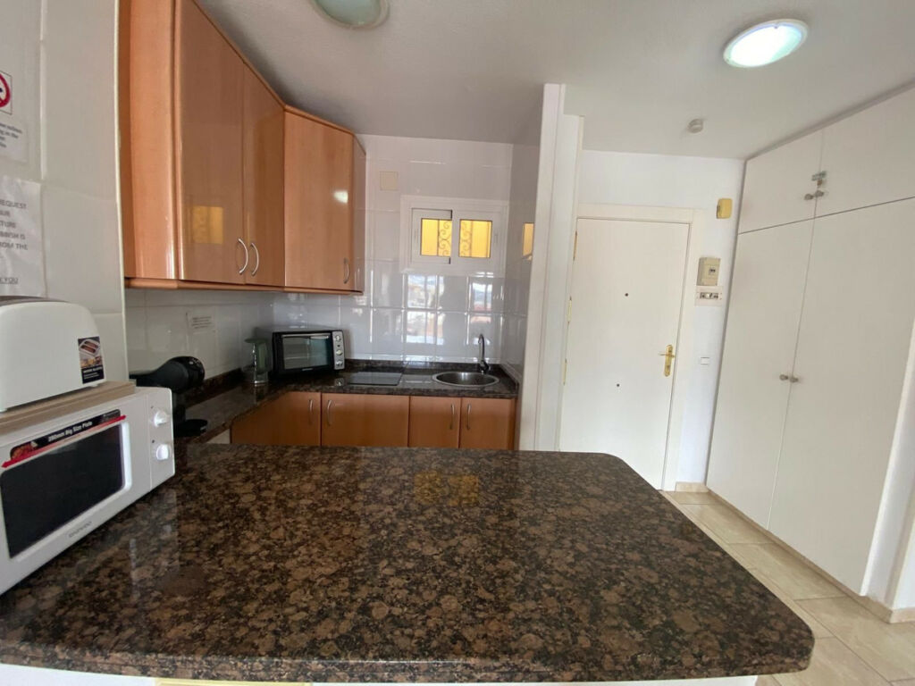 Middle Floor Apartment Benalmadena Málaga - image 19