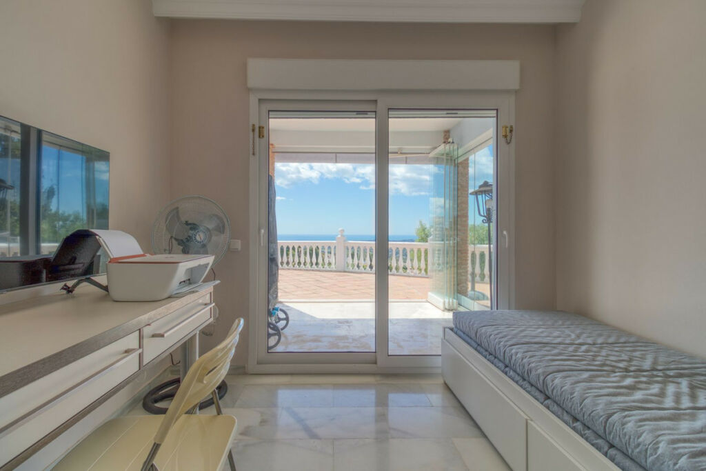 Detached Villa Mijas Málaga - image 18
