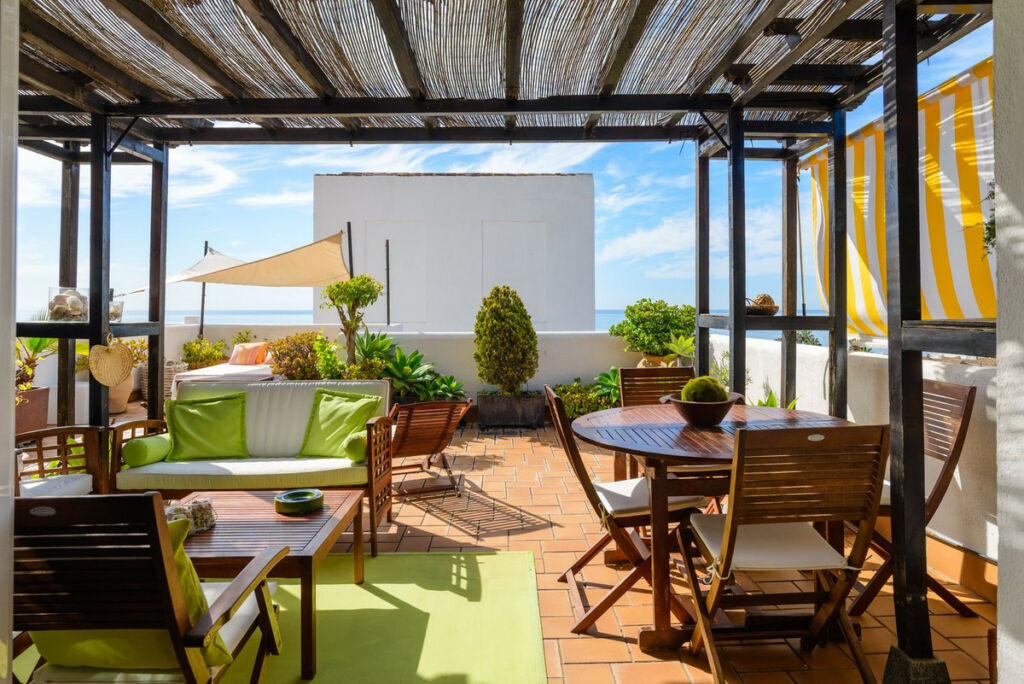 Middle Floor Apartment Estepona Málaga - image 20