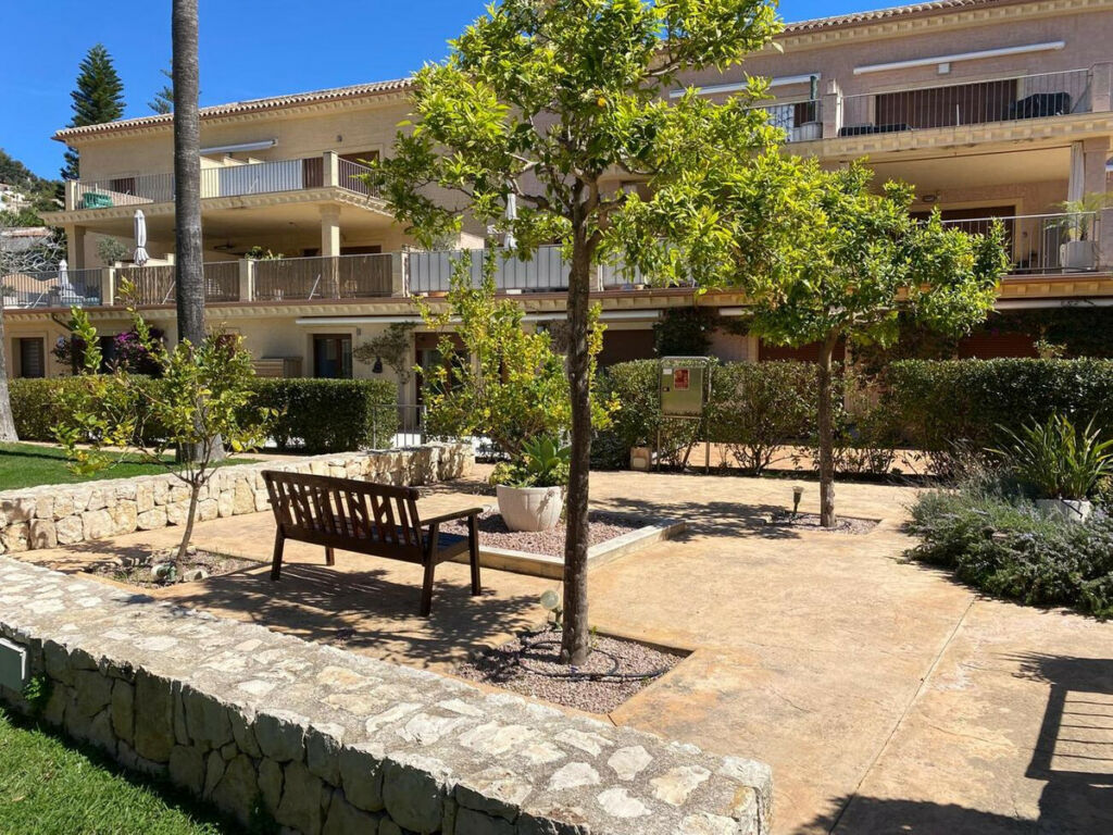 Ground Floor Apartment Benissa Coast Alicante - image 2