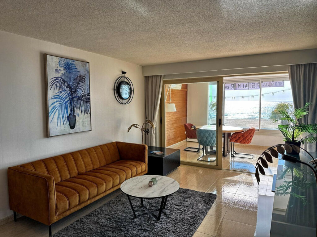 Middle Floor Apartment Benidorm Alicante - image 2
