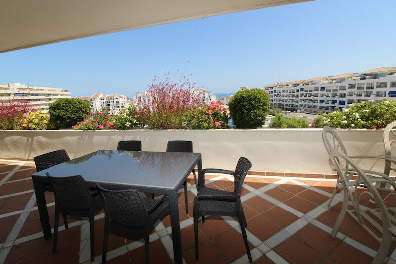 Penthouse Puerto Banús Málaga - image 2