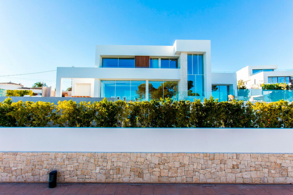 Detached Villa Benissa Alicante - image 2