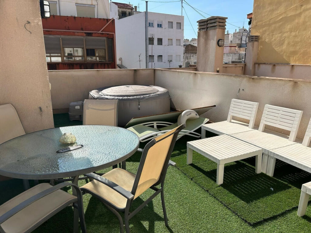 Middle Floor Apartment Alicante City Alicante - image 2