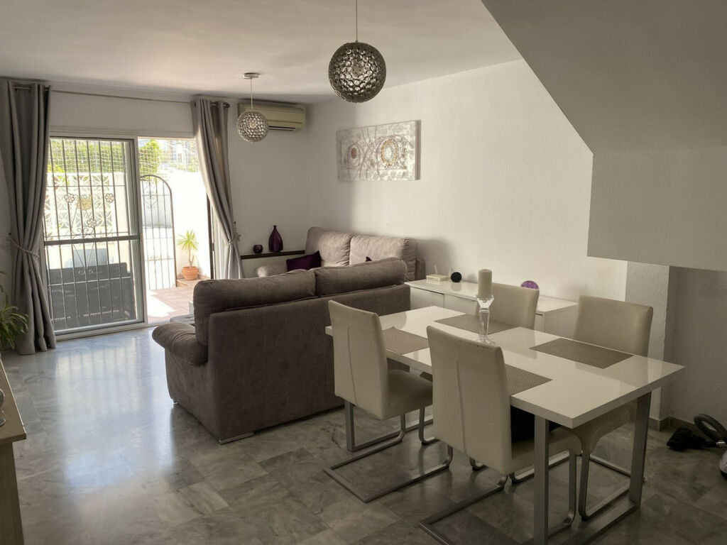 Townhouse Mijas Málaga - image 2