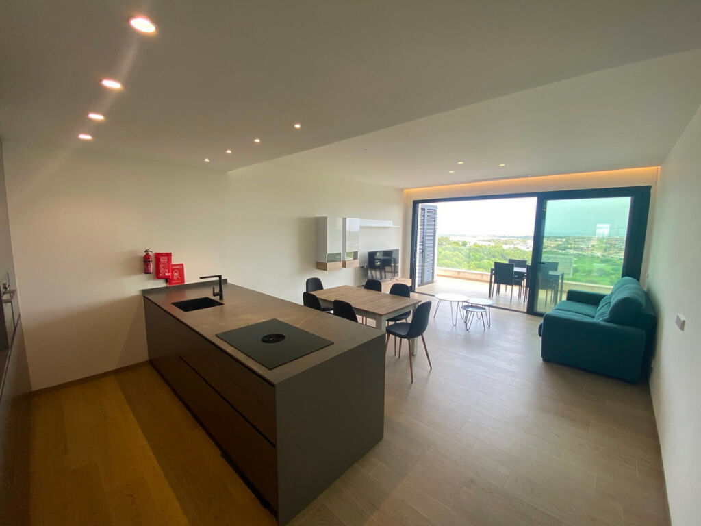 Middle Floor Apartment Las Colinas Golf Alicante - image 2