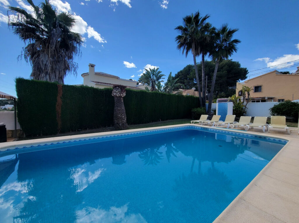 Detached Villa Moraira Alicante - image 2