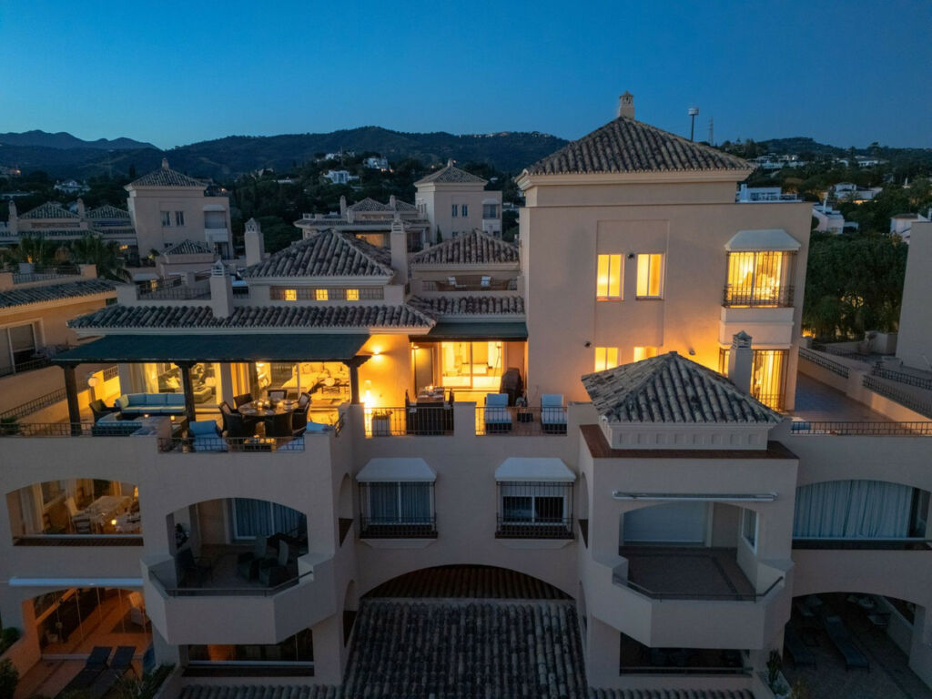 Penthouse Duplex Elviria Málaga - image 23