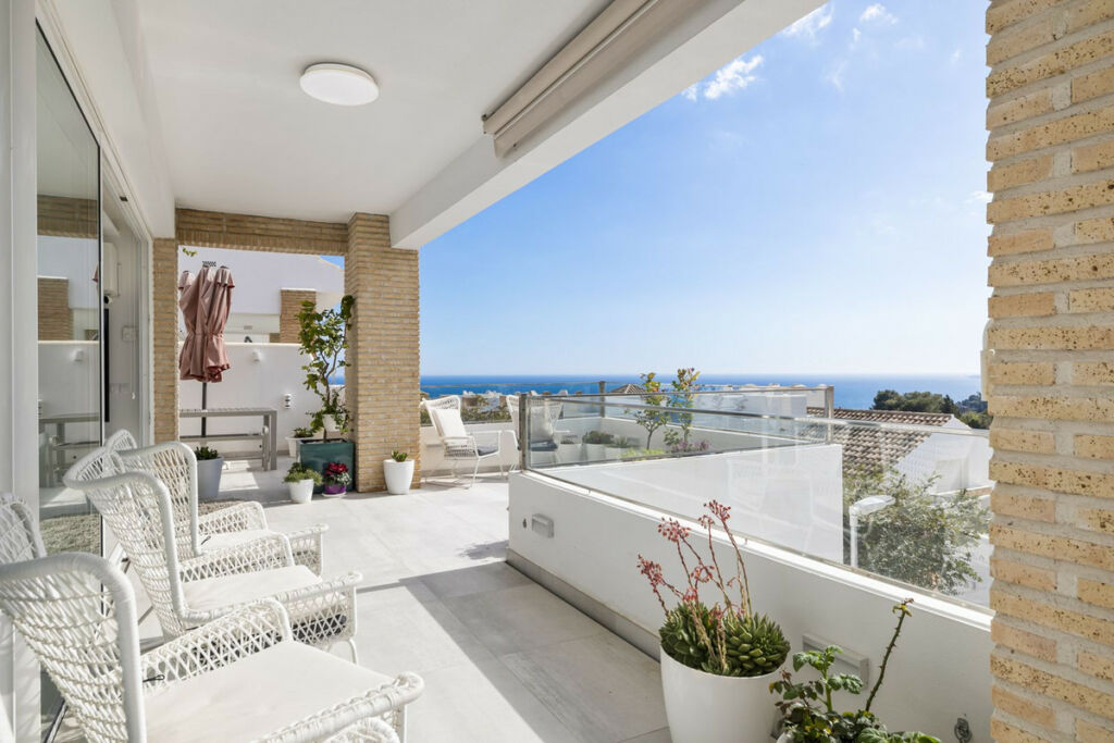 Detached Villa Benalmadena Málaga - image 2