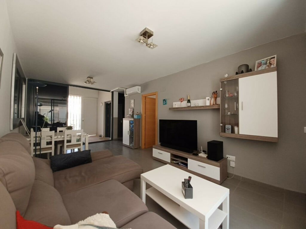 Middle Floor Apartment Los Dolses Alicante - image 2