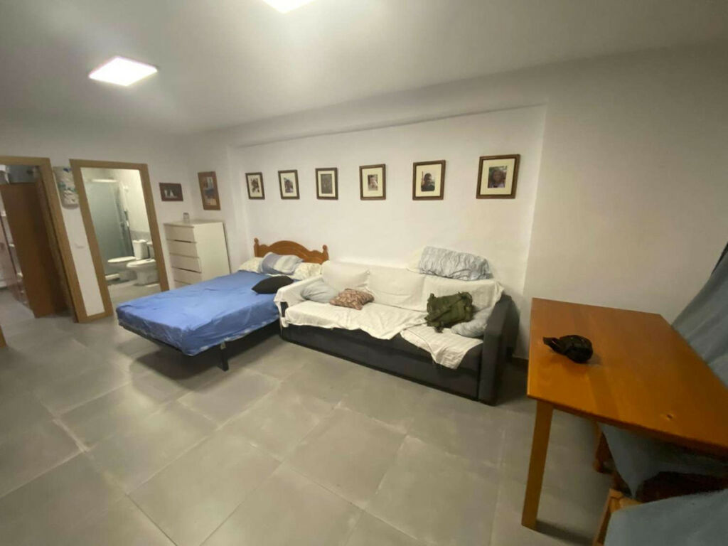 Ground Floor Apartment Fuengirola Málaga - image 2