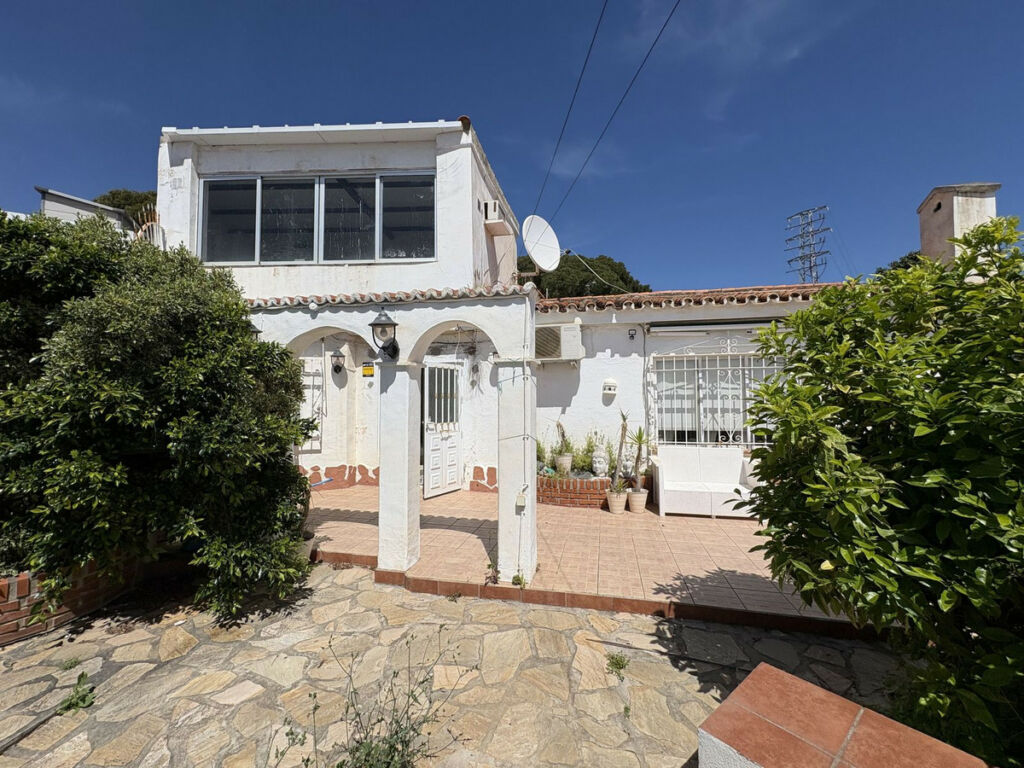 Semi-Detached House Torreblanca Málaga - image 2