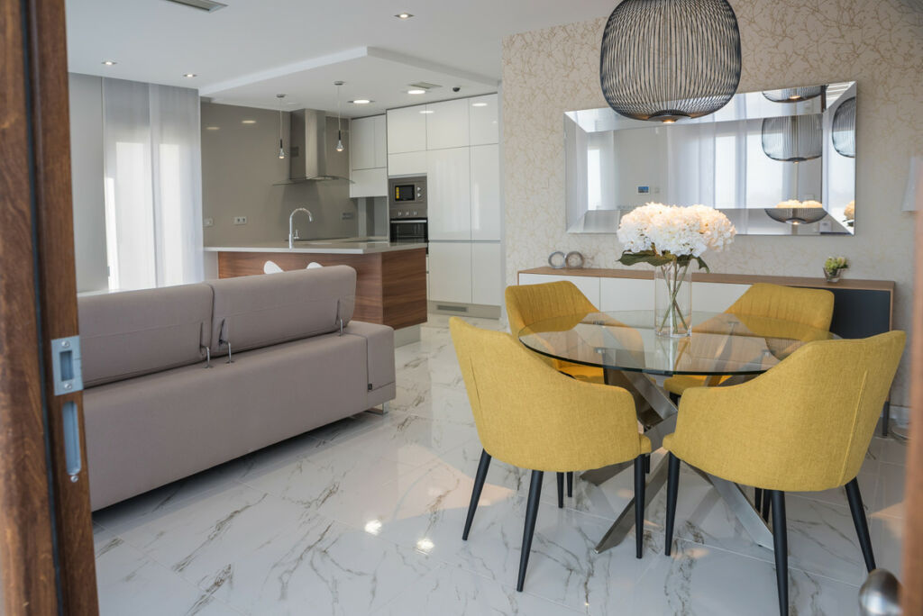 Detached Villa Villamartin Alicante - image 2