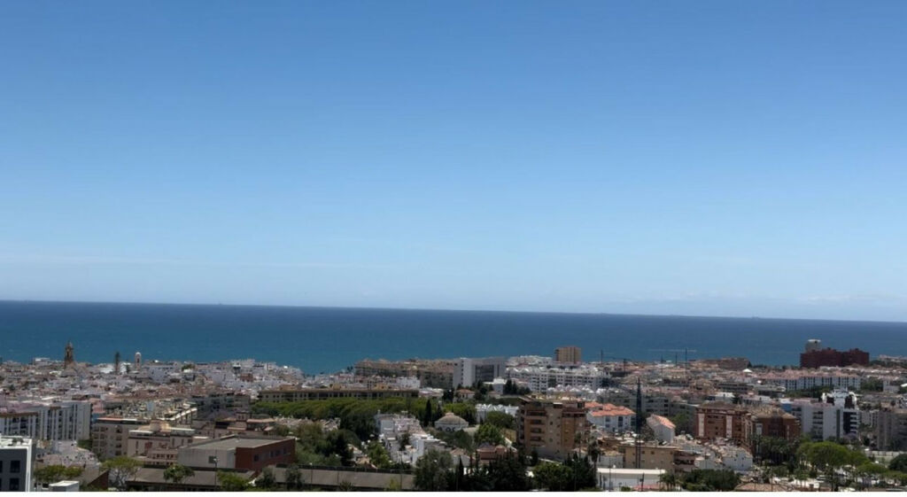 Penthouse Estepona Málaga - image 2