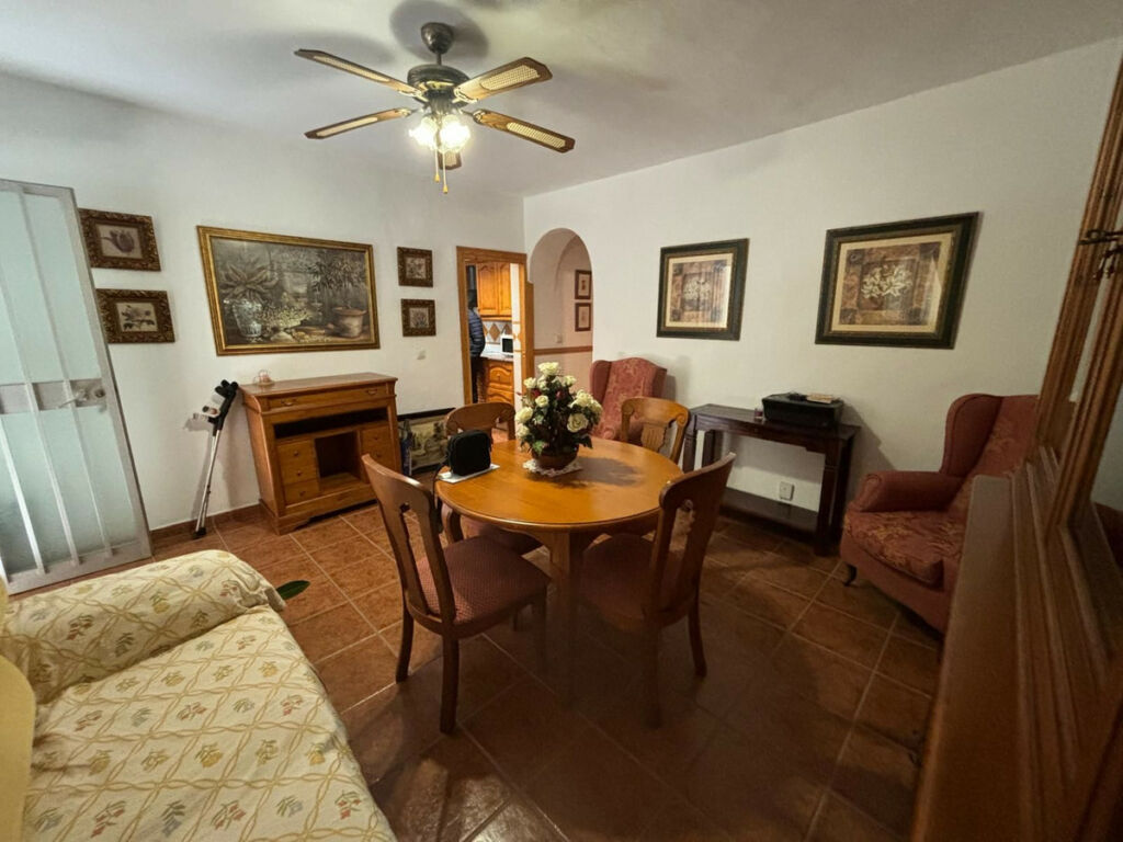 Townhouse San Pedro de Alcántara Málaga - image 2