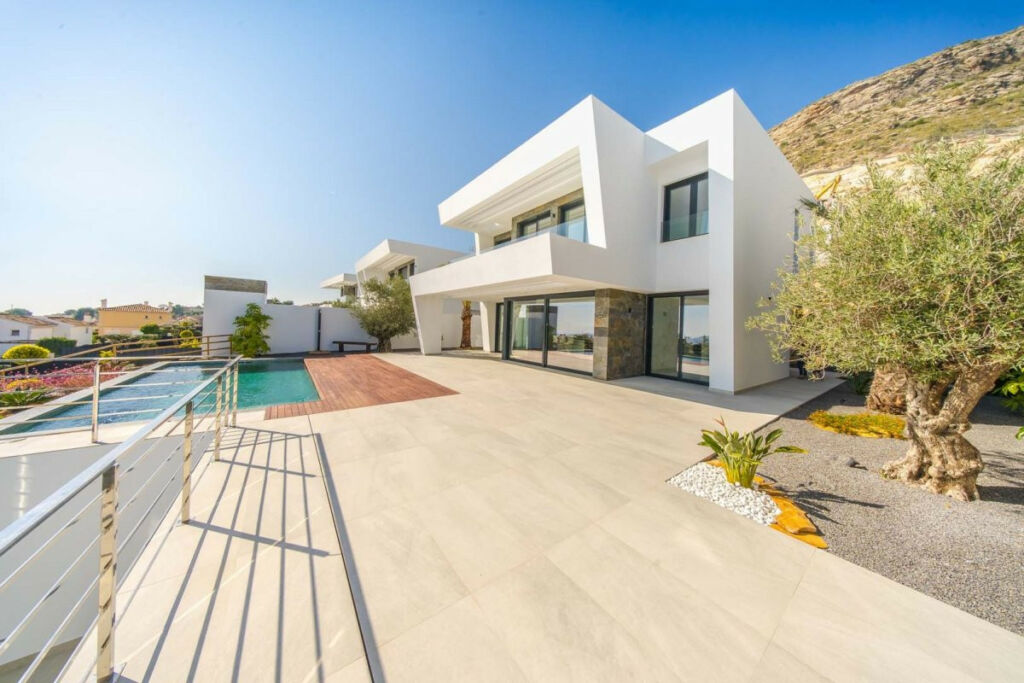 Bungalow Finestrat Alicante - image 2