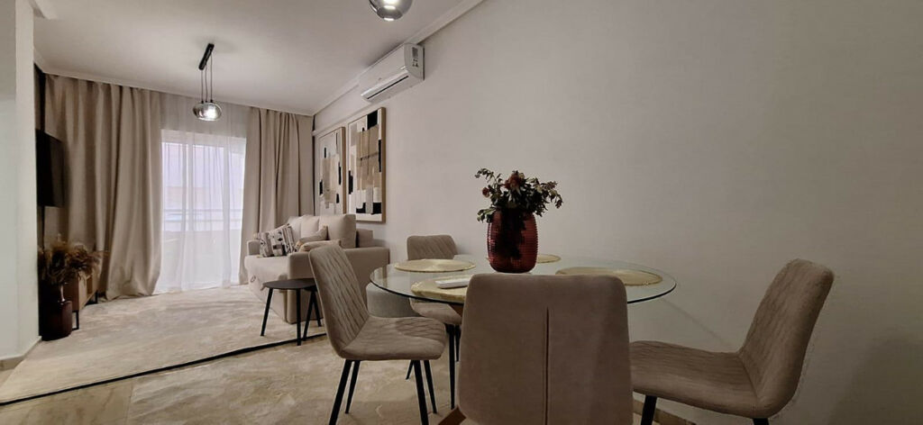 Middle Floor Apartment Torrevieja Alicante - image 2