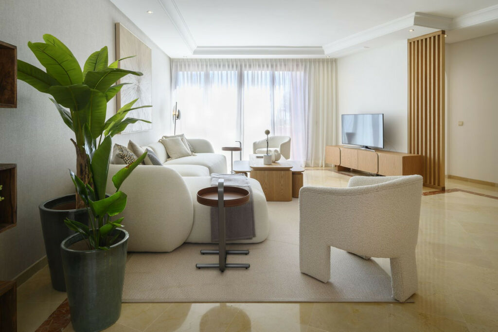 Penthouse Estepona Málaga - image 4