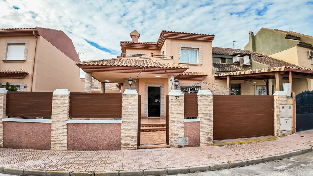 Detached Villa Santiago de la Ribera Murcia - image 2