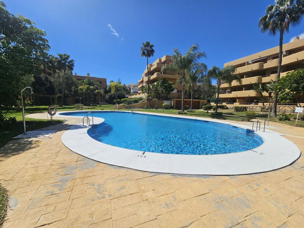 Penthouse La Cala de Mijas Málaga - image 2