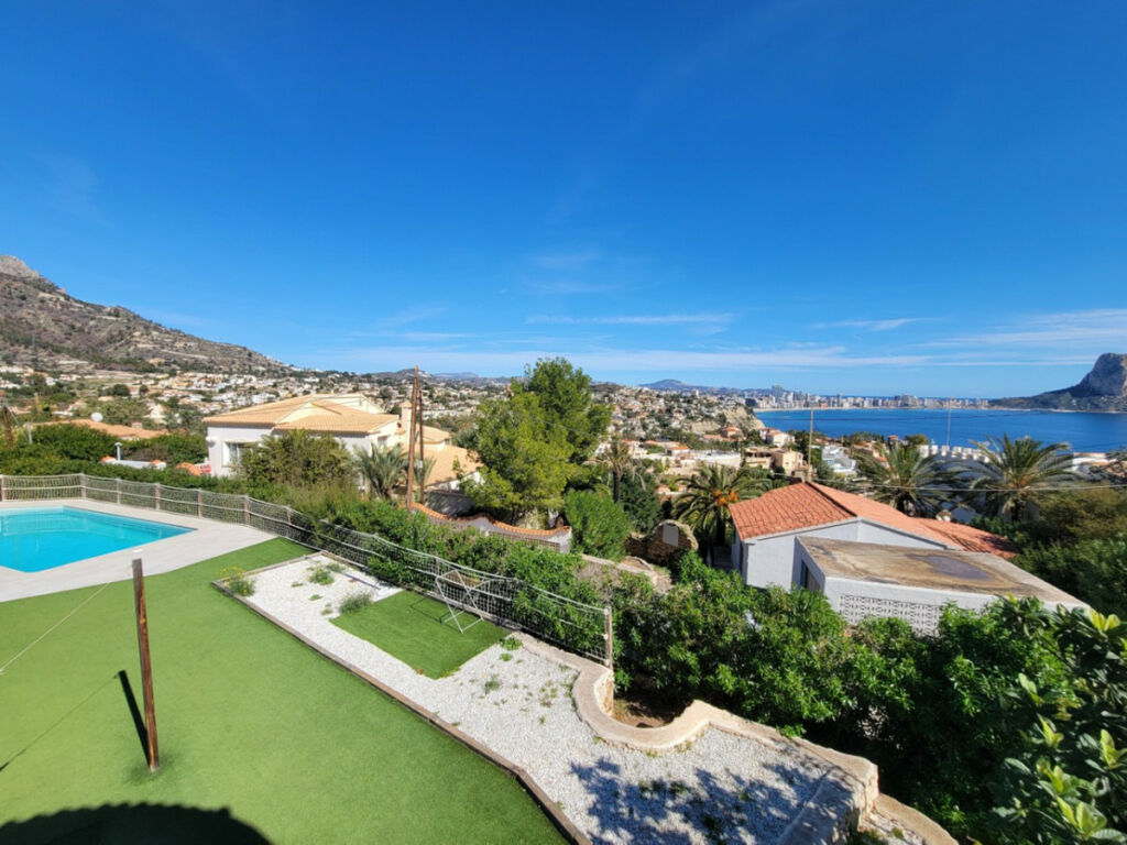 Detached Villa Calpe Alicante - image 2