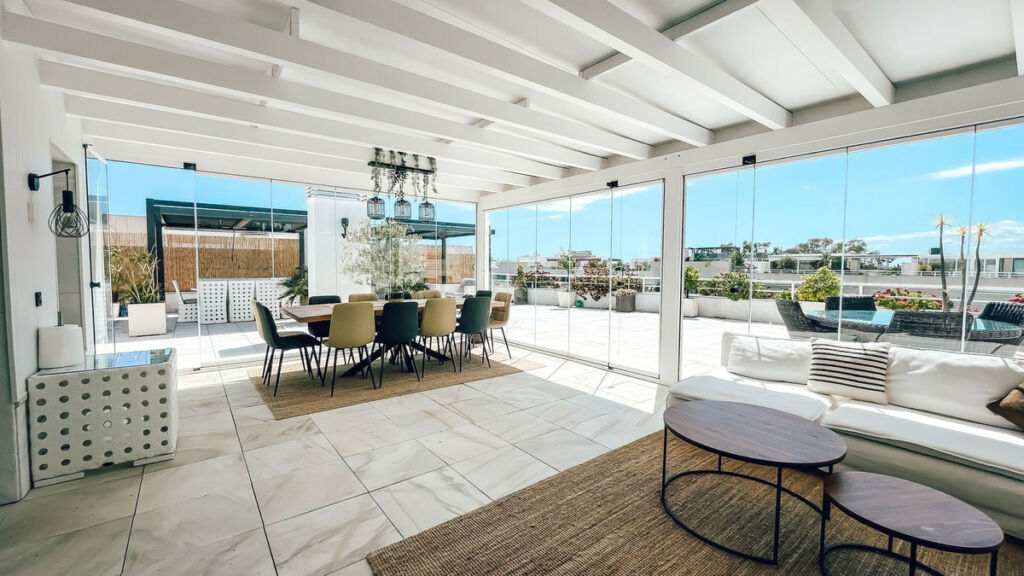 Penthouse Puerto Banús Málaga - image 2
