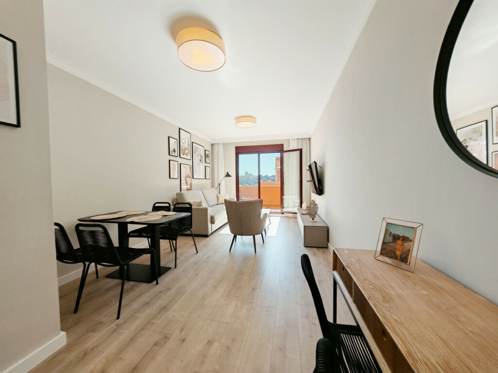 Penthouse Benahavís Málaga - image 2