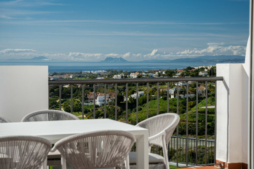 Penthouse Duplex Benahavís Málaga - image 2
