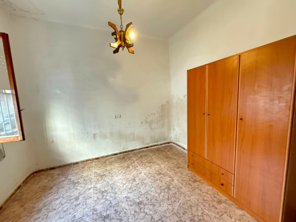 Townhouse Guardamar del Segura Alicante - image 2