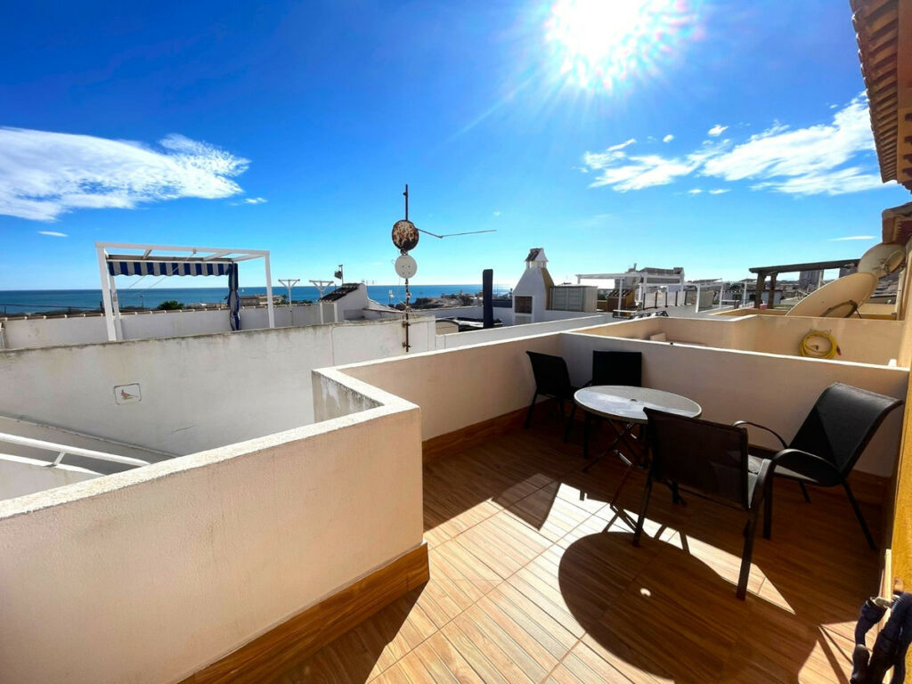 Townhouse Torrevieja Alicante - image 3