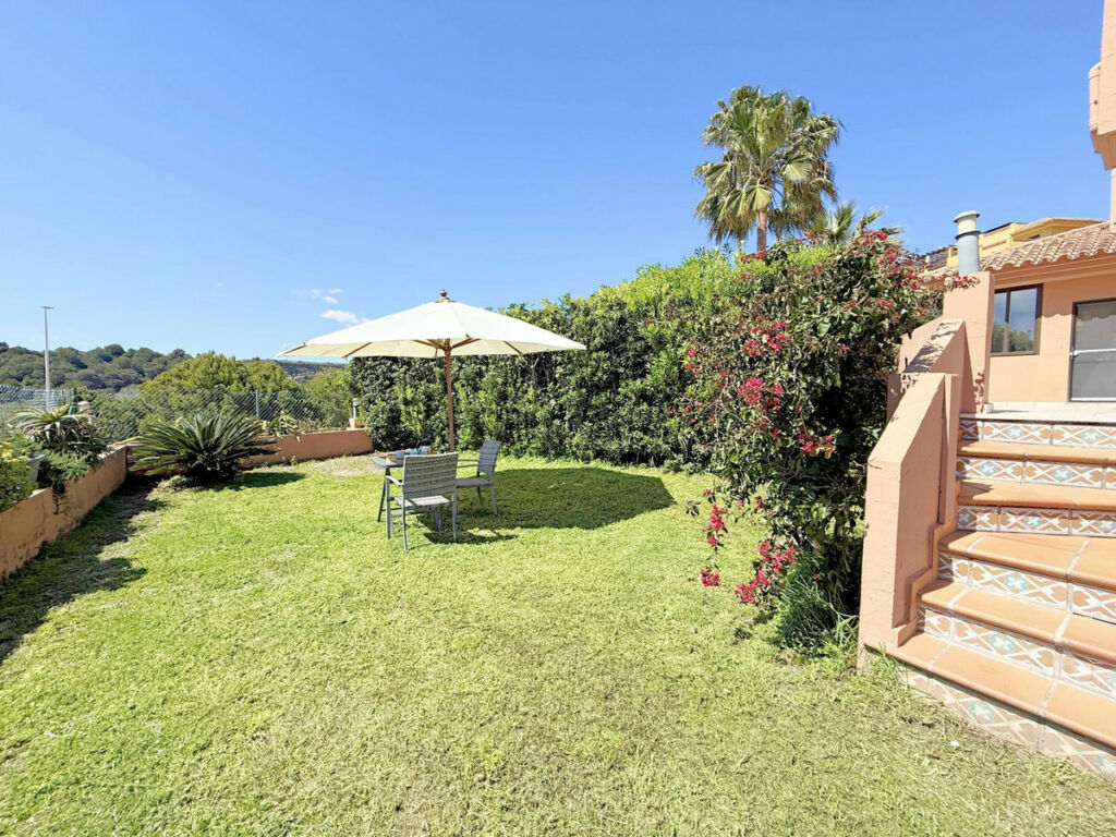 Ground Floor Apartment Casares Playa Málaga - image 2