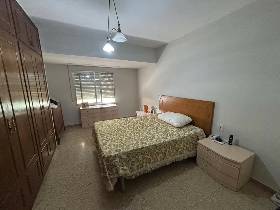 Middle Floor Apartment Denia Alicante - image 2