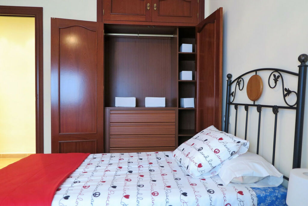 Top Floor Apartment Fuengirola Málaga - image 2