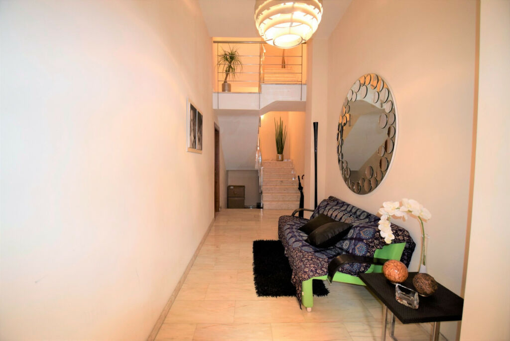 Townhouse Guardamar del Segura Alicante - image 2