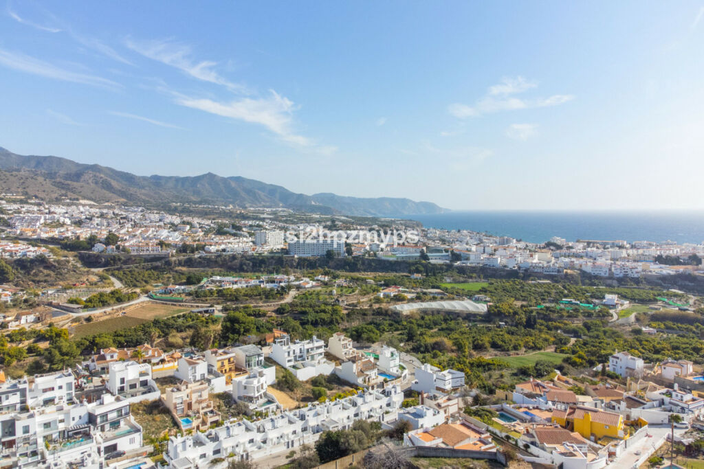Detached Villa Nerja Málaga - image 2