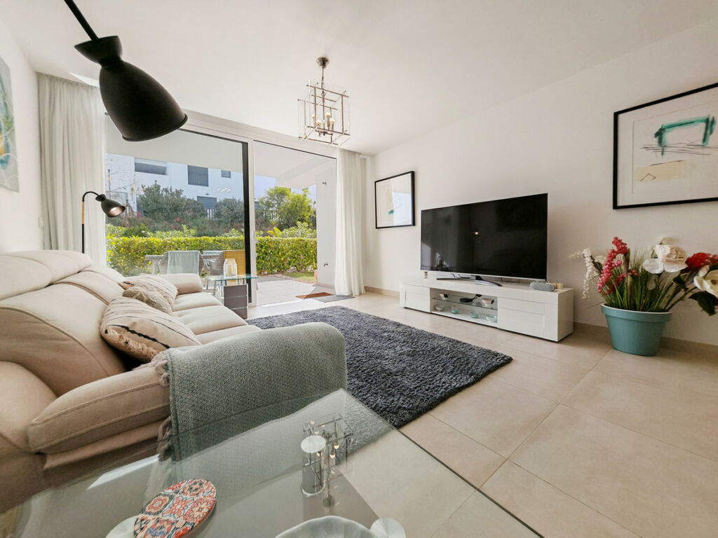 Ground Floor Apartment La Cala de Mijas Málaga - image 2